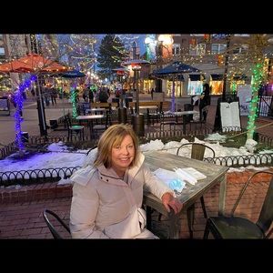 Meet your Posher, Cindy